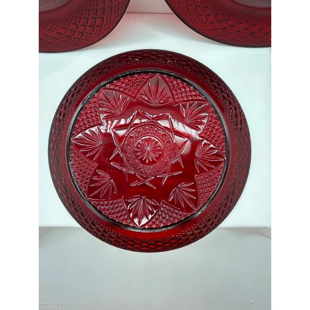 Unbranded Windsor Diamond Ruby Red Dinner Plates Set of 3 Vintage 10 inch